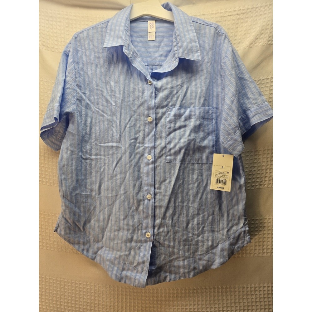 Stars Above Button Up Blouse Womens Size Small Stripe Short Sleeve Collared 5960